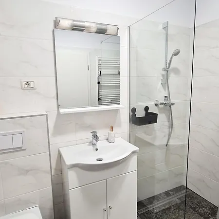Esther Premium Self Check-in, Balcony, Free Private Parking Appartement *