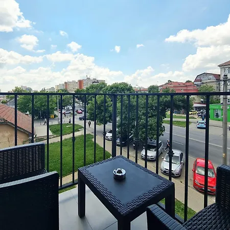 Esther Premium Self Check-in, Balcony, Free Private Parking Appartement