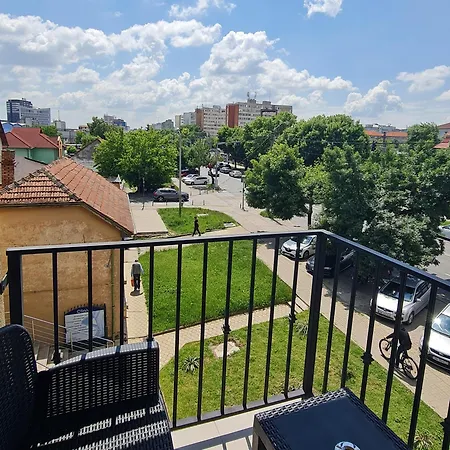 Esther Premium Apartment Near Iulius Mall, Free Private Parking, Self Check-In, Balcony, * 티미쇼아라
