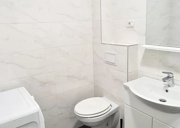 Apartment Esther Premium Self Check-in, Balcony, Free Private Parking *